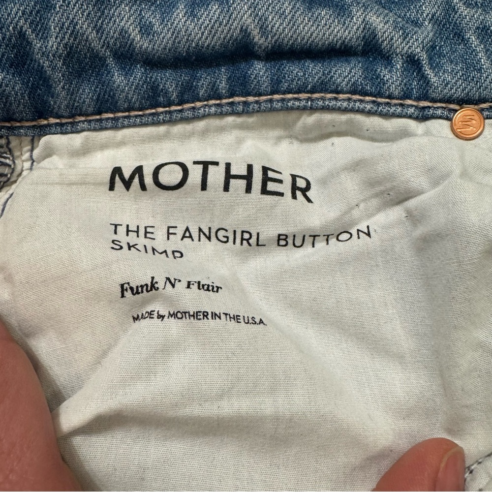 MOTHER Superior The Fangirl Button Skimp Jeans - Picture 9 of 12